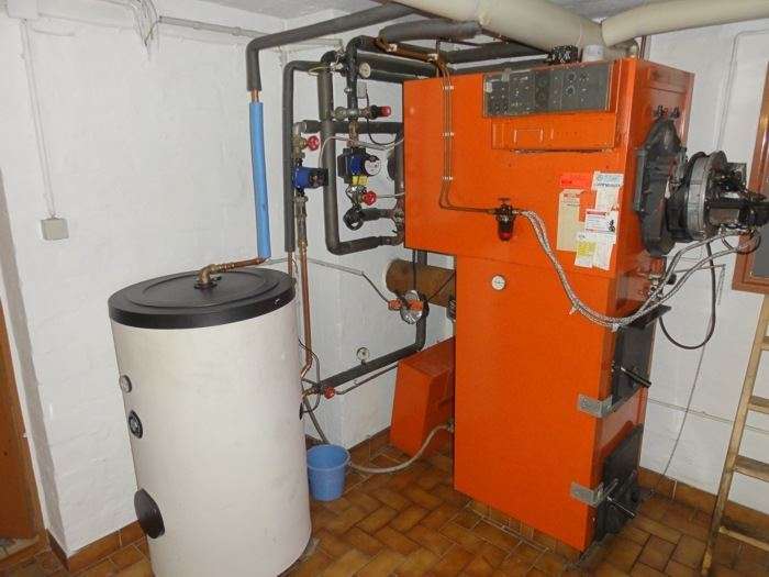 Großzügiges Einfamilienhaus mit Garage in ruhiger Lage Nähe Waldrand