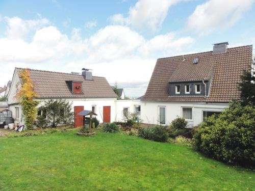 Einfamilienhaus in exklusiver Lage mit Waldgrundstück