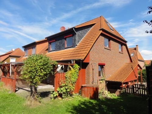 VERKAUFT: 1-Familien- Doppelhaushälfte Bj. 1996 in ruhiger Wohnlage mit guter Anbindung.