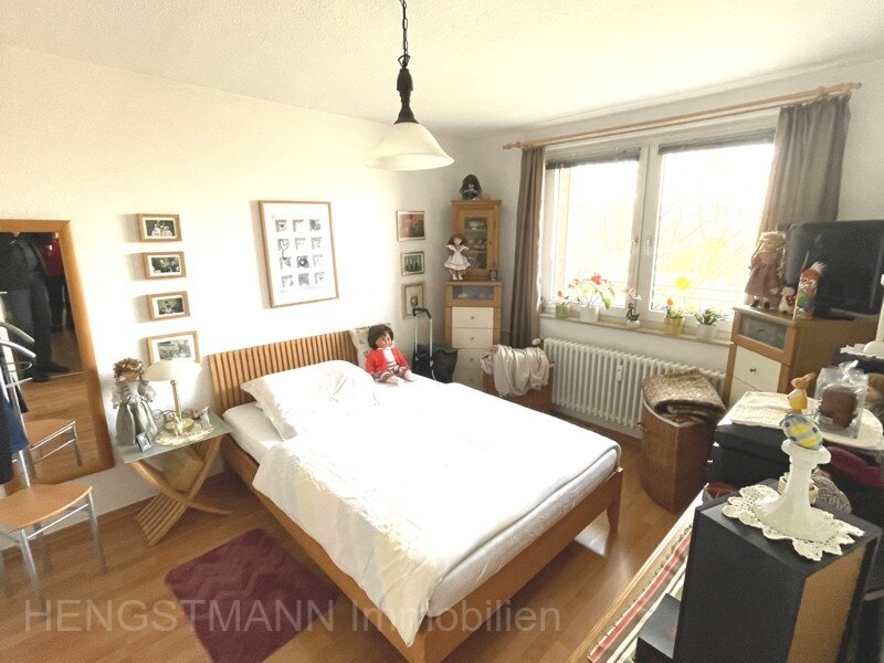 Kapitalanlage: Helle 2 Zimmer-Eigentumswohnung mit Balkon in ruhiger Ortsrandlage