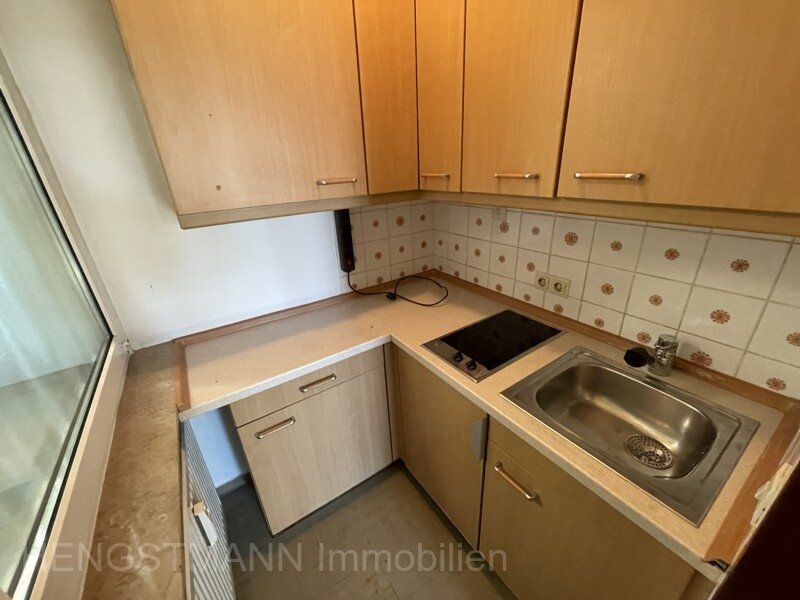 1-ZIMMER-EIGENTUMSWOHNUNG in zentraler Lage mit verglasten Süd- Westbalkon