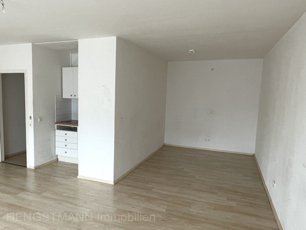 1-Zimmer-Studiowohnung mit sonniger Südwestloggia.