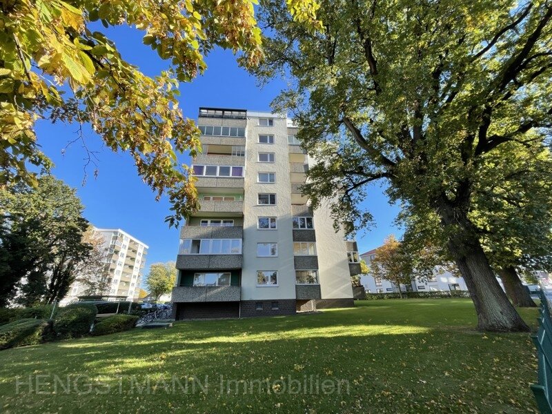Kapitalanlage: 1-ZIMMER-EIGENTUMSWOHNUNG in zentraler Lage mit Süd-West-Eckbalkon 