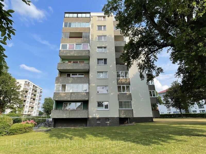 Kapitalanlage: 2-ZIMMER-EIGENTUMSWOHNUNG in zentraler Lage mit verglastem Westbalkon