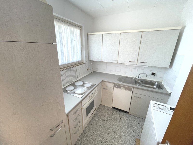 2-ZIMMER-EIGENTUMSWOHNUNG in gepflegter Wohnanlage Nähe Waldrand