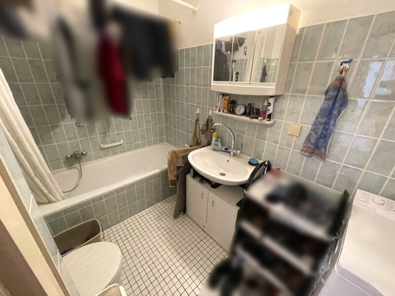 KAPITALANLAGE: 2-Zimmerwohung, nähe Zentrum und Waldrand mit Süd-Westbalkon