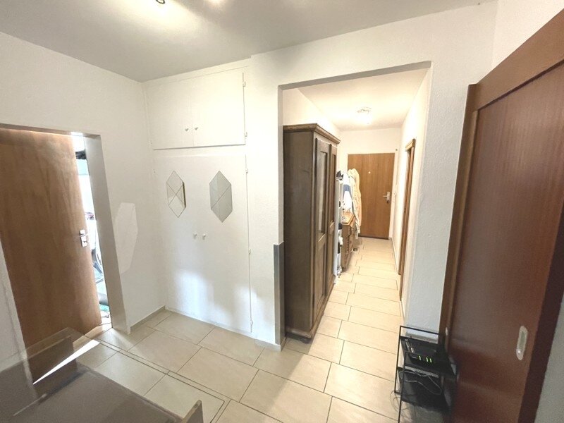 3-ZIMMER-EIGENTUMSWOHNUNG in zentraler Lage mit Südbalkon