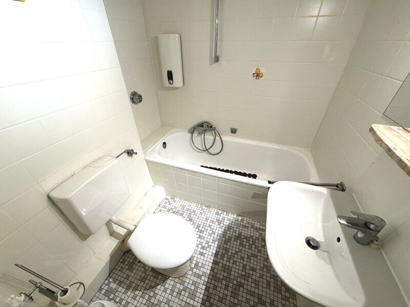 1-ZIMMER-EIGENTUMSWOHNUNG mit Balkon in ruhiger Ortsrandlage