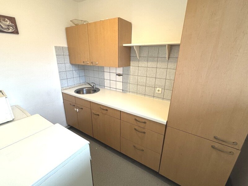 1-ZIMMER-EIGENTUMSWOHNUNG mit Balkon in ruhiger Ortsrandlage