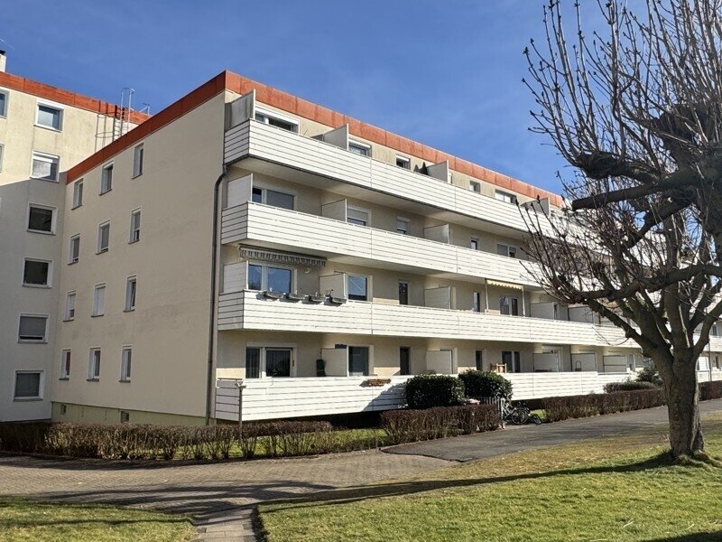 1-ZIMMER-EIGENTUMSWOHNUNG mit Balkon in ruhiger Ortsrandlage